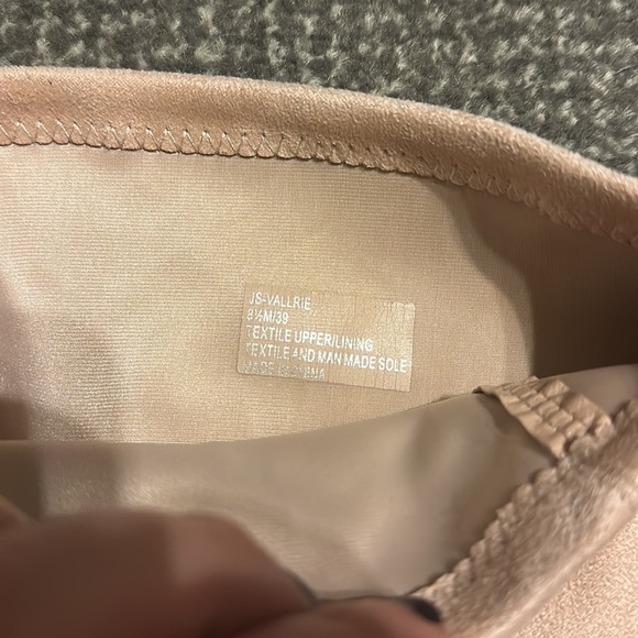 Jessica Simpson knee high boots/heels . - Picture 2 of 3